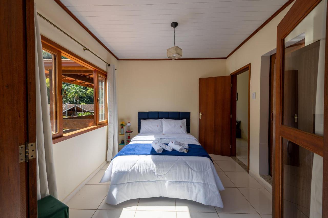 Casa Di Maria 4 Quartos A 500M Centro - Sauna, Piscina, Fogao A Lenha, Churrasqueira - Acesso Privativo Ao Ao Rio - Ideal Para Familias Нова-Фрибурго Екстериор снимка
